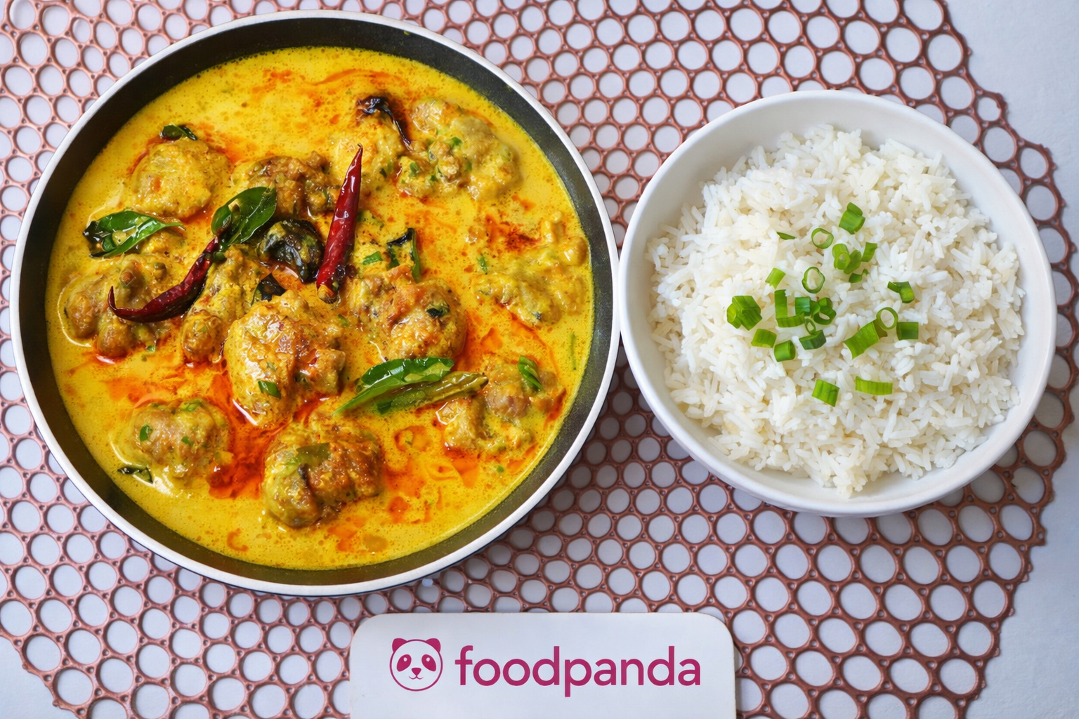 Kari Pakora with Boiled Rice